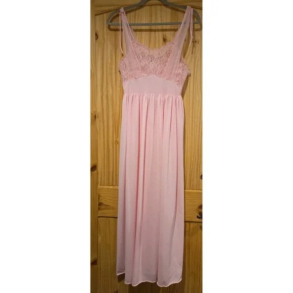 VTG GILEAD Pink Nylon & Lace Full-length Nightgown Lingerie Size 34 - Picture 1 of 15
